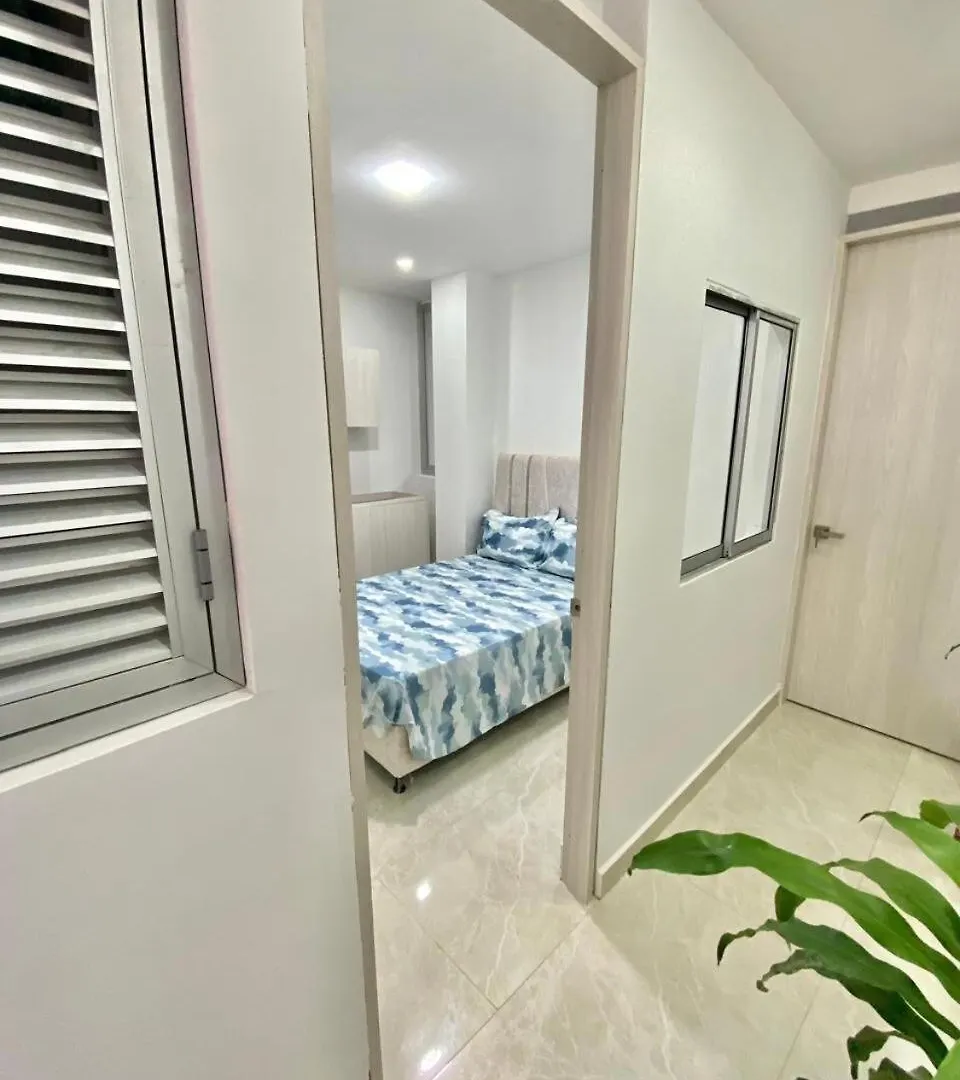 Apartment Habitacion Independiente Con Ventilador Cerca A Malecon Del Rio Barranquilla  Colombia